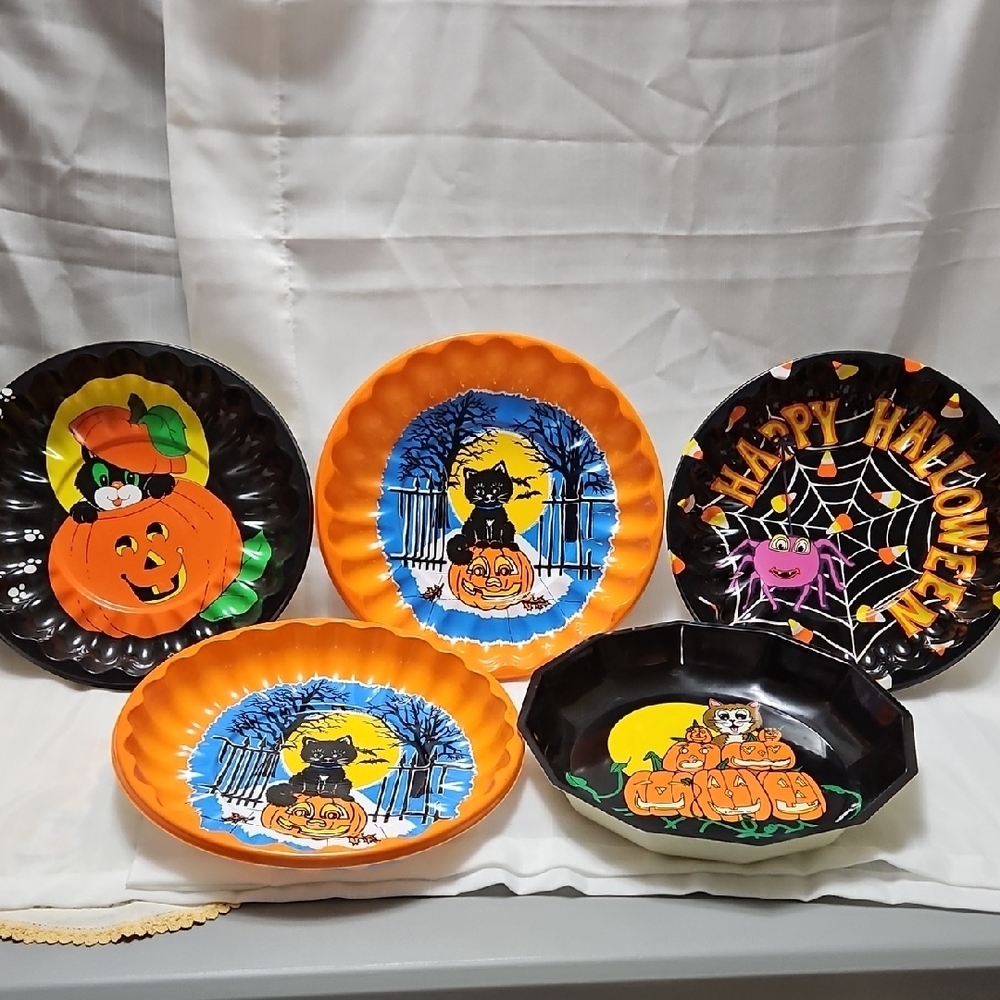 Lot Of 5 Vintage Halloween Candy Bowls Black Cat Pumpkin Spider 80s/90s Berman